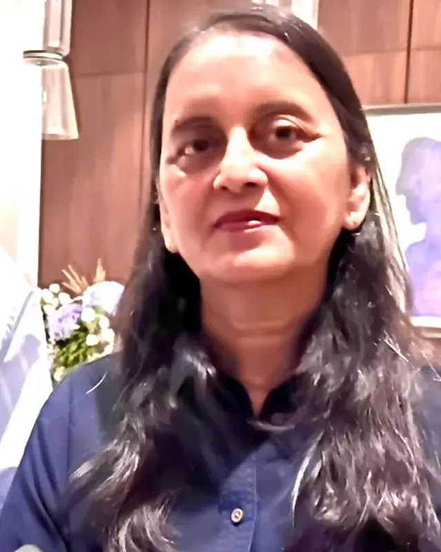 Portrait of Ms. Alka Raghbeer