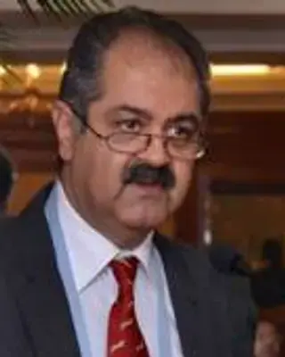 Portrait of Dr. Ashok Khurana
